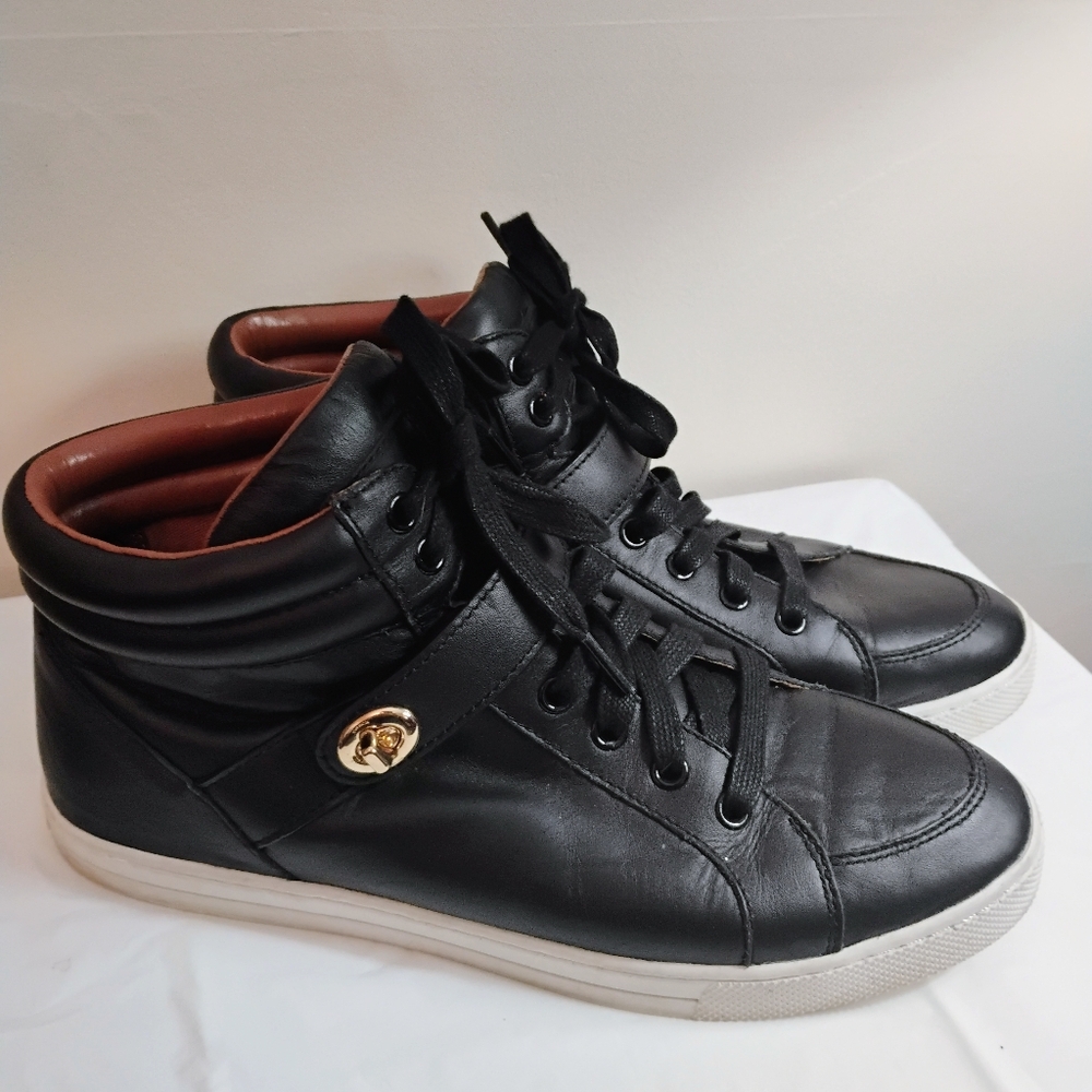COACH Black w/ Gold Turnlock Sneakers Size 10B